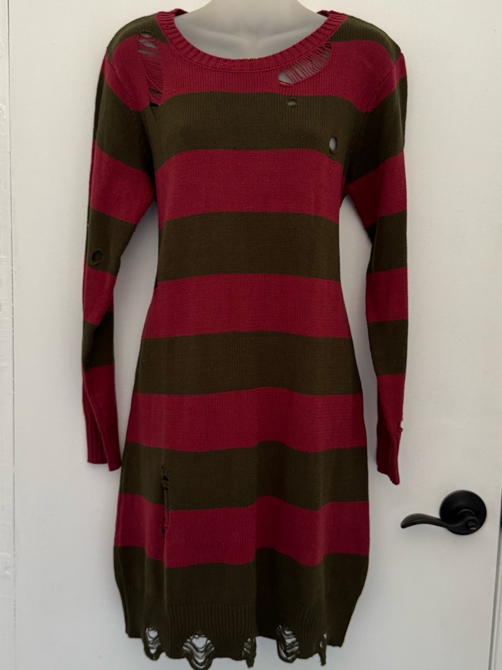 Spirit Distressed Chunky Stripe Long Sleeve Dress in Red and Olive